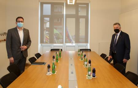 VLADA NA OBISKU V CERKNICI 059 FOTO LJUBO VUKELIČ